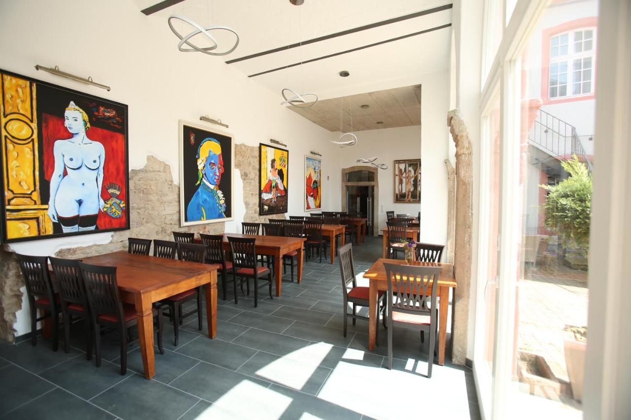 Weisses Ross Designhotel Кирххаймболанден Екстериор снимка