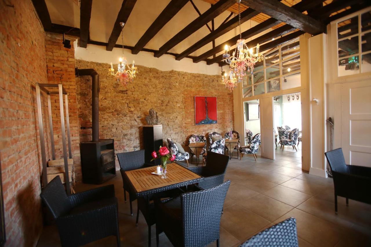 Weisses Ross Designhotel Кирххаймболанден Екстериор снимка